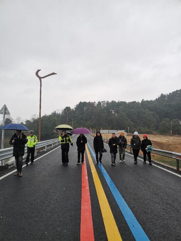 喜訊：新余市仙女湖鐘山峽大橋項目順利驗收通車